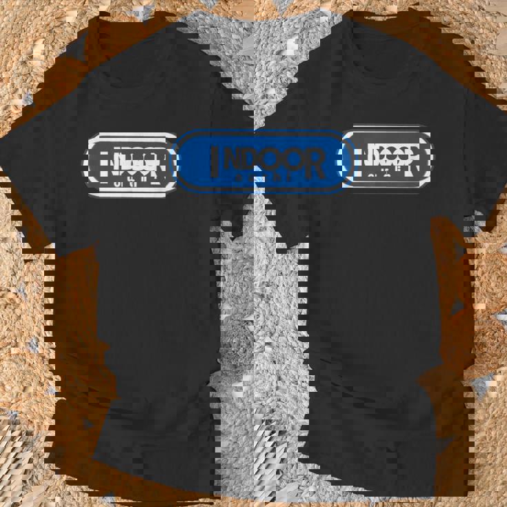 Indoor インドア【変なデザイン屋さん】ブランド ロゴ パロディ 面白い Tシャツ 高齢者への贈り物