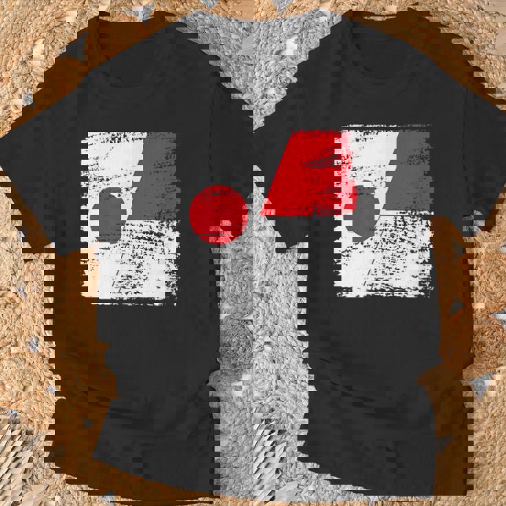 Japanese Flag Indonesiaインドネシアの遺産 インドネシアのルーツ 日本の国旗 インドネシアの国旗 Tシャツ 高齢者への贈り物