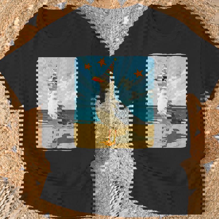 Jolie Mouette Avec Chapeau De Fête Pour Faire La Fête Des Mouettes T-Shirt Cadeaux pour les vieillards