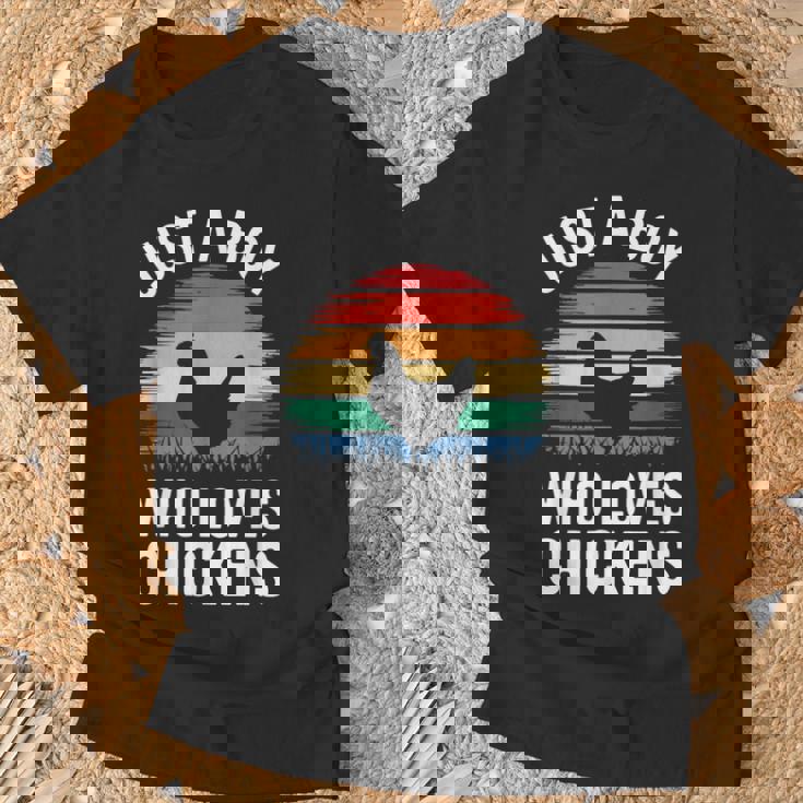 Just A Boy Who Loves Chickens シャツ キッズ 幼児 男の子 チキン Tシャツ 高齢者への贈り物