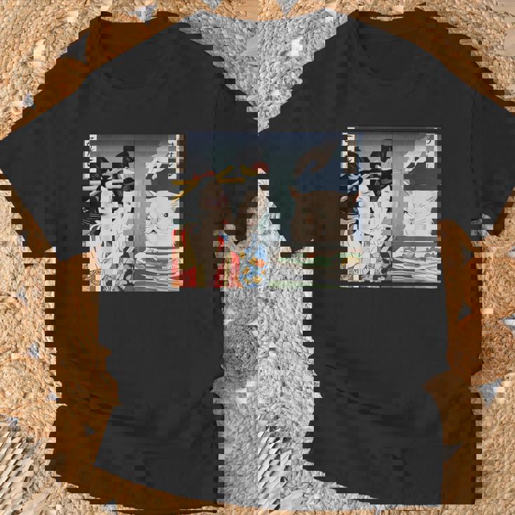 Lady Yelling At Cat Meme Tシャツ 高齢者への贈り物