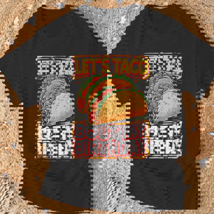 Let's Taco Bout My Birthday シャツ メンズ レディース キッズ タコスパーティー Tシャツ 高齢者への贈り物