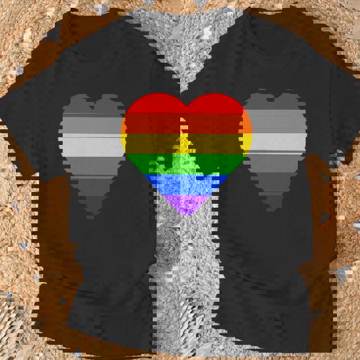 Lgbt レインボー・ハート・フラッグ ゲイ・バイ・ラブ・プライド月間 Lgbtq Tシャツ 高齢者への贈り物