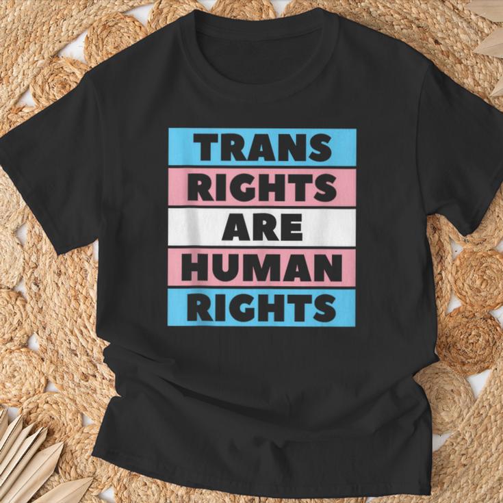 Los Derechos Transon Derechos Humanos Protegen El Orgullo De La Bandera Trans In Mangas Camiseta unisex Regalos para ancianos