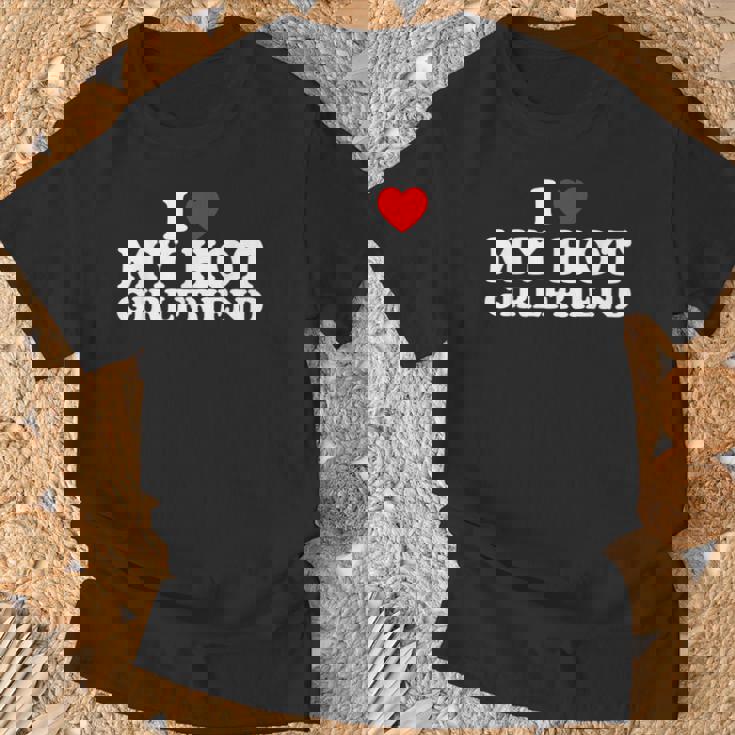 I Love My Hot Girlfriend Tシャツ 高齢者への贈り物