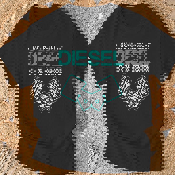 Mechanic Lovemell Of Diesel In Morning Car Auto メンズ Tシャツ 高齢者への贈り物
