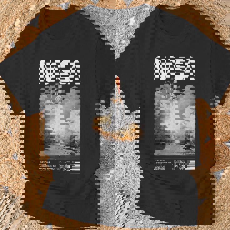Nasa スペースシャトル打ち上げカラーの黒と白のワームロゴ Tシャツ 高齢者への贈り物