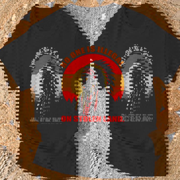 No One Is Illega、Ontolen Land、 Tシャツ 高齢者への贈り物