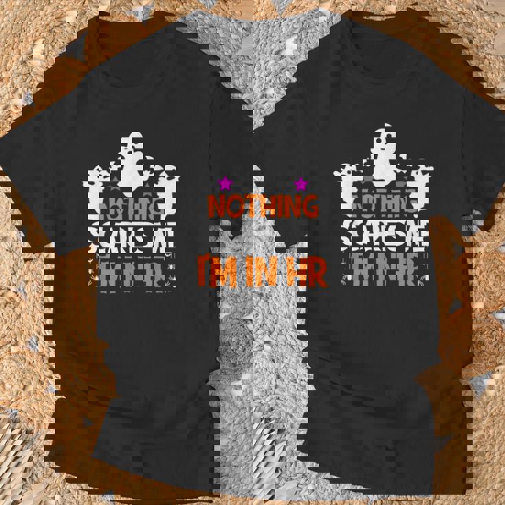 Nothingcares Me I'm In Hr ハロウィン 人事 Tシャツ 高齢者への贈り物