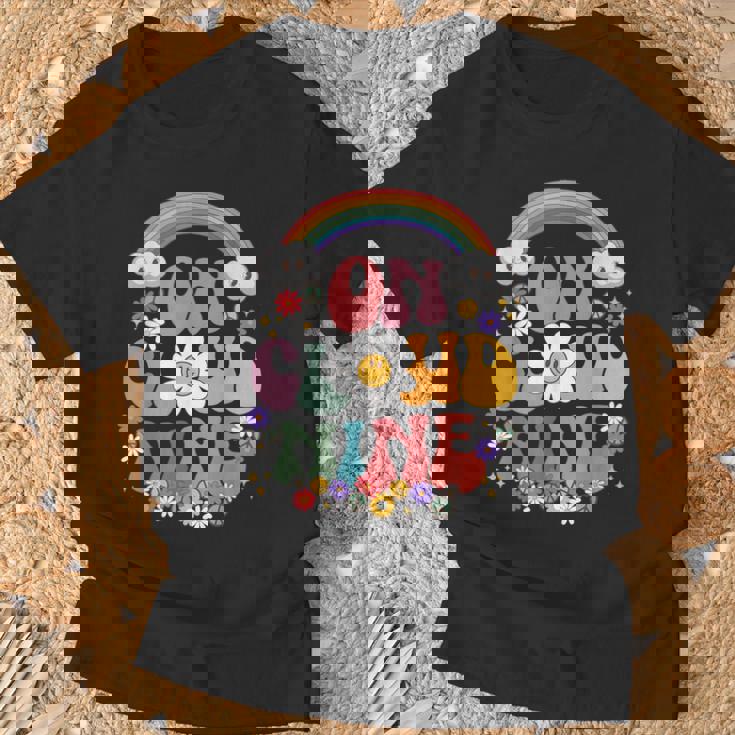 On Cloud Nine Birthday シャツ 9歳の誕生日 女の子 面白い レトロ Tシャツ 高齢者への贈り物