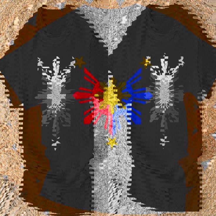 Pinoy フィリピン国旗 太陽 Tシャツ 高齢者への贈り物