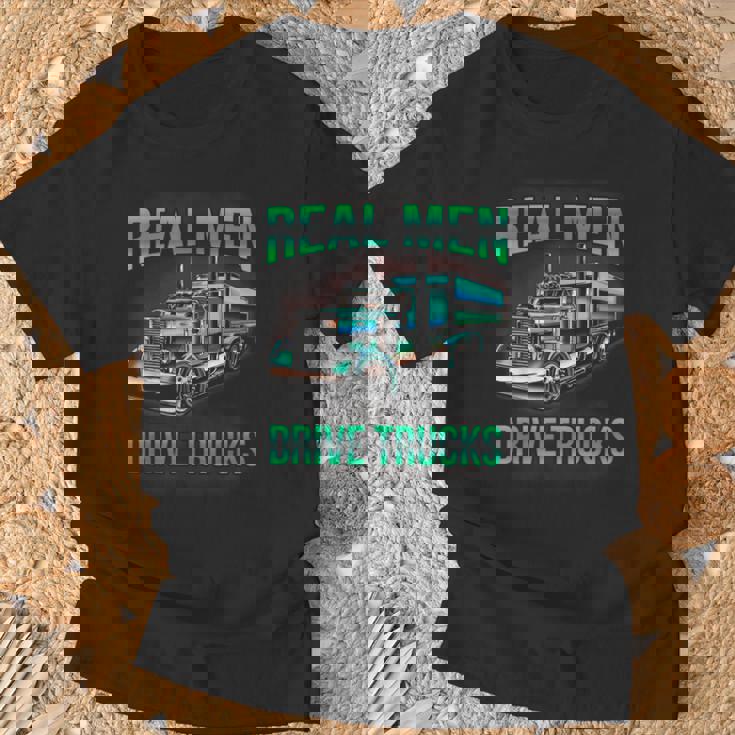 Real Drive Trucks ビッグリグトラックドライバー Tシャツ 高齢者への贈り物