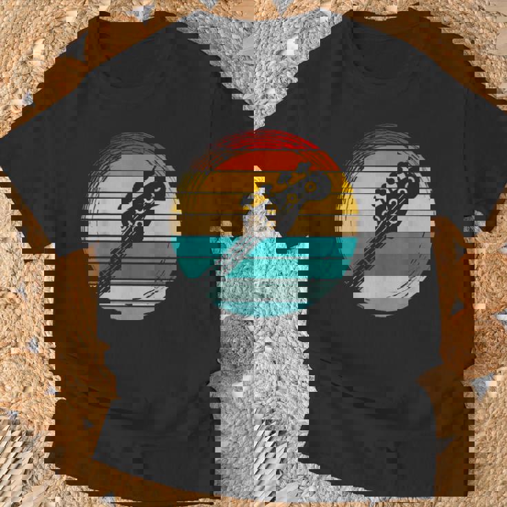 Retro Bajista Rockero Músico Instrumento Música Bajo Camiseta unisex Regalos para ancianos