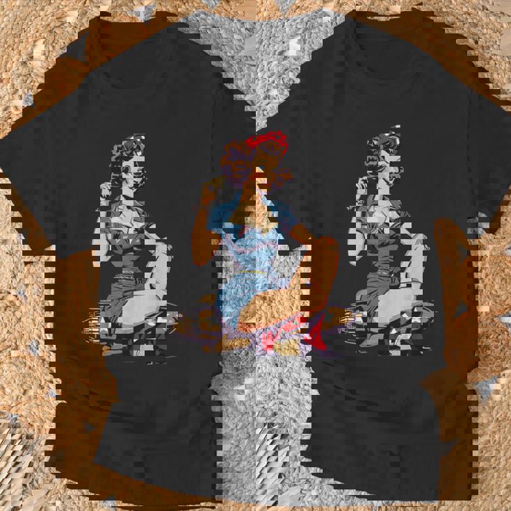 Retro Patriotic Pin-Upintage Usa Flag American Beauty Girl Tシャツ 高齢者への贈り物