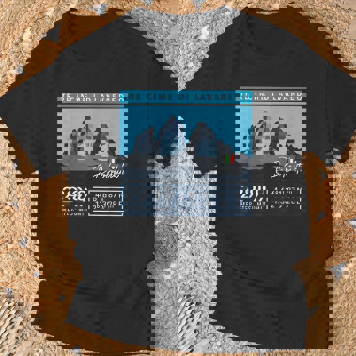 Tres Dolomitas De Peltre Tre Cime Di Lavaredoenderismo De Montaña Camiseta unisex Regalos para ancianos