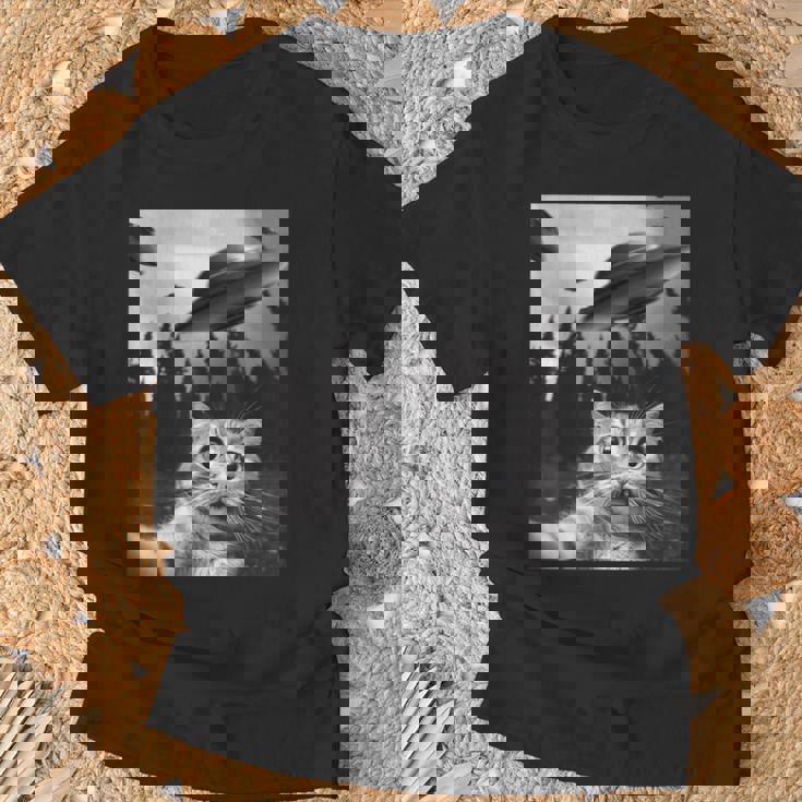 Ufo付き面白い猫セルフィー Tシャツ 高齢者への贈り物