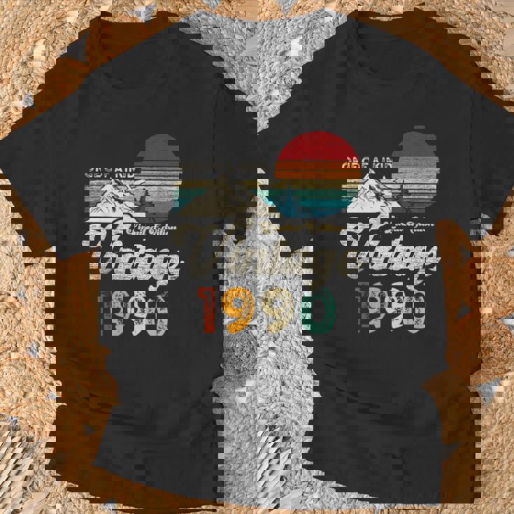 Vintage 1990 Montañas Águila Retro 35 Cumpleaños Camiseta unisex Regalos para ancianos