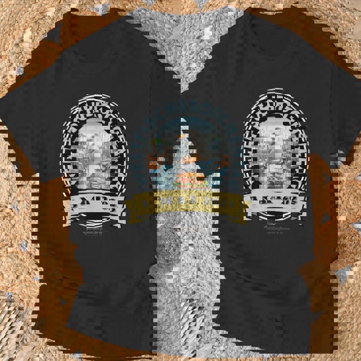 Weltfischbrötchentag 2025 Möwe Fischbrötchen Hafenbecken T-Shirt Geschenke für alte Männer
