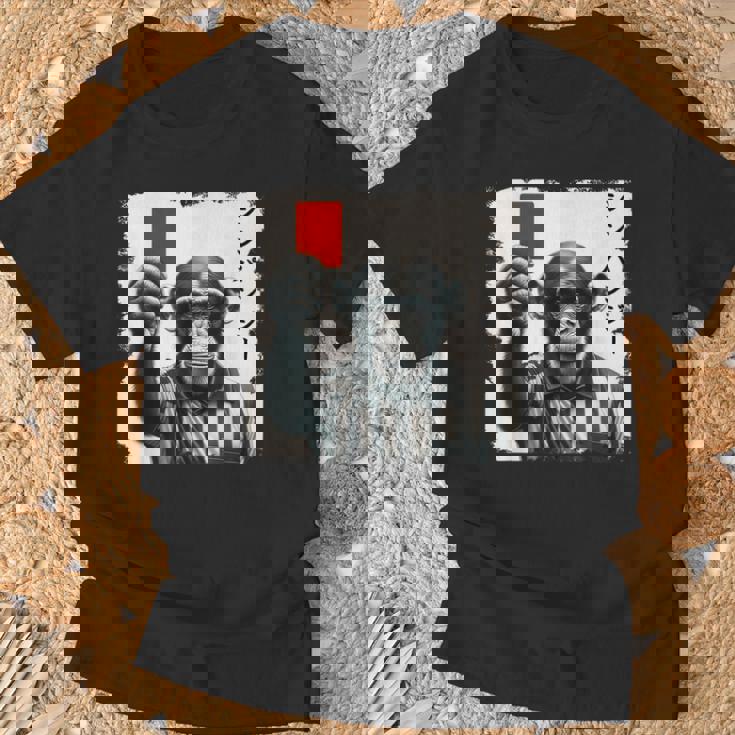 「シンパンジー」審判 シンパン チンパンジー レッドカード 猿 サル スポーツ サッカー 日本語 カタカナ かっこいい Tシャツ 高齢者への贈り物