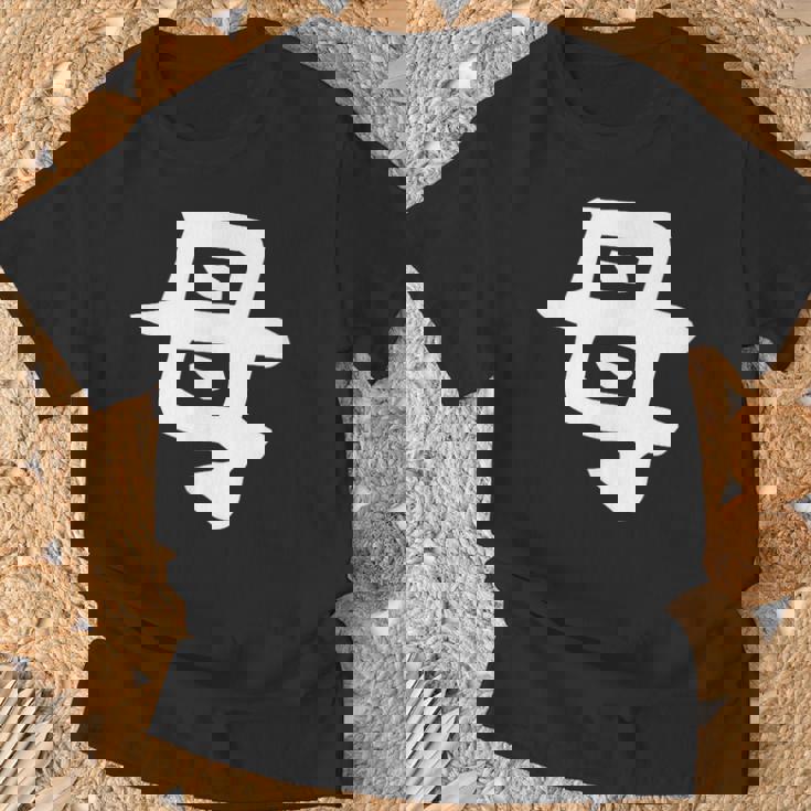 【母】母の日 お母さん 面白い 文字 家族お揃い ネタ ウケ狙い 笑える おもしろ ユーモア お笑い 文字入り Tシャツ 高齢者への贈り物