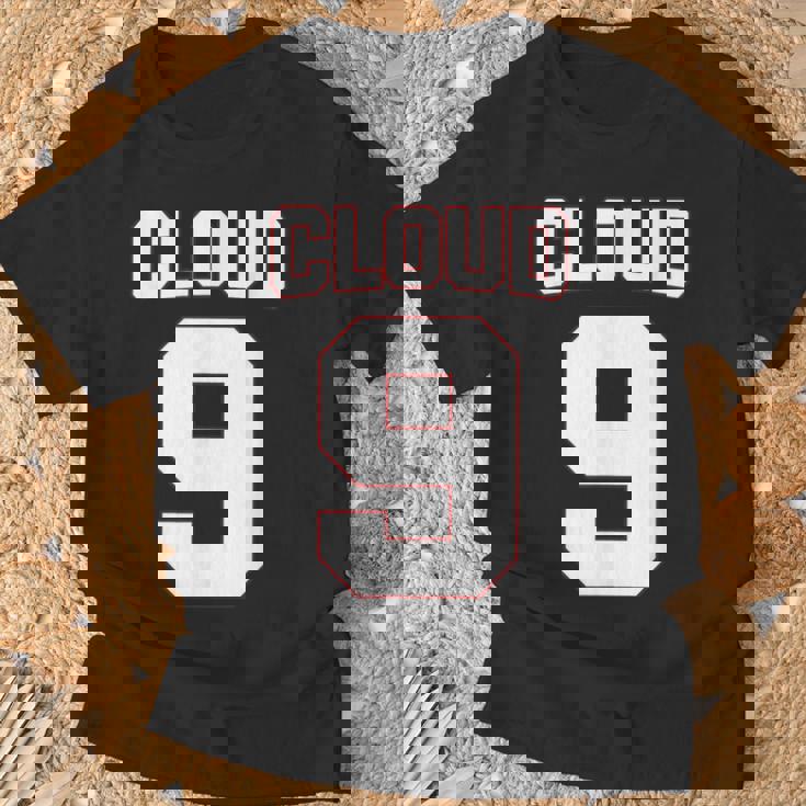 この面白いコスチュームでクラウド9の穏やかな体験をしてください。 Tシャツ 高齢者への贈り物