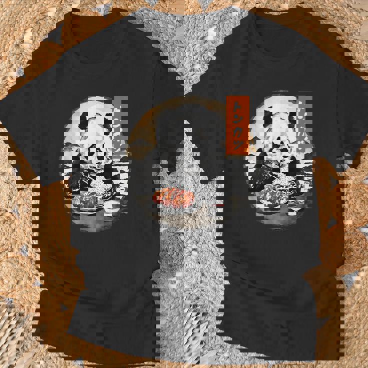とんかつ パンダ 水墨画 日本食 日本語 おもしろ レトロ 和風 動物 Tシャツ 高齢者への贈り物