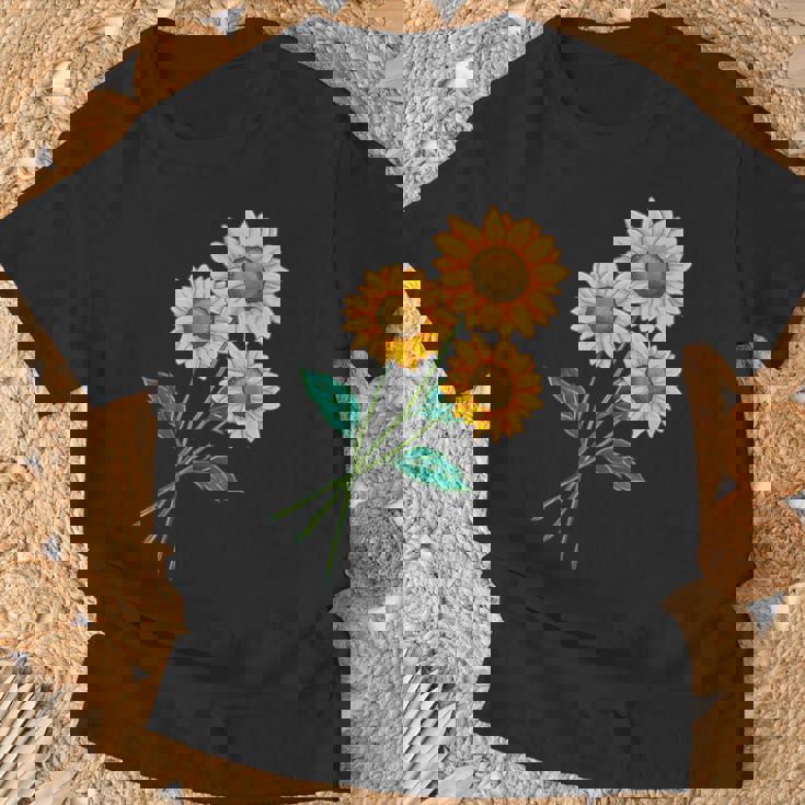 ひまわりの花束 春のフローラルガーデン 黄色の花 Tシャツ 高齢者への贈り物