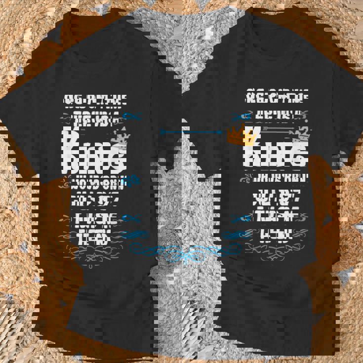 むかしむかし、王様がいました。1977年7月誕生日 Tシャツ 高齢者への贈り物