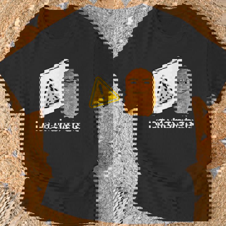 アイ・イート・アスベスト・ファニー・カーズ・チキン・ナゲット・ミーム Tシャツ 高齢者への贈り物