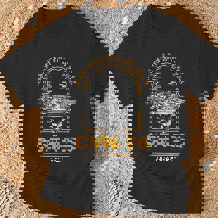 アメリカ海軍航空母艦 Cvn-76 ロナルド・レーガン Uss Ronald Reagan Tシャツ 高齢者への贈り物