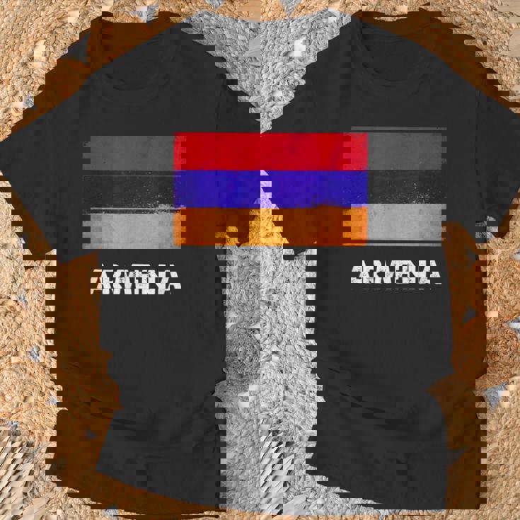 アルメニア国旗tシャツ Tシャツ 高齢者への贈り物
