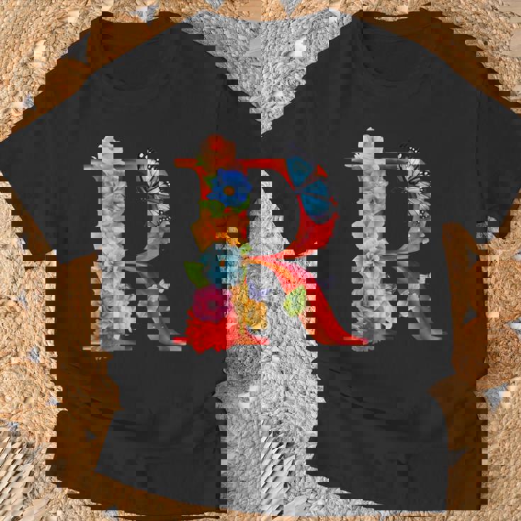 イニシャル R アルファベット バタフライ ローズ 花 水彩 モノグラム Tシャツ 高齢者への贈り物