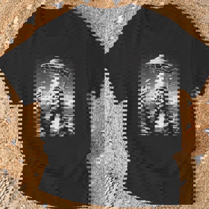 エイリアンufoモナリザと面白いセルフィー Tシャツ 高齢者への贈り物
