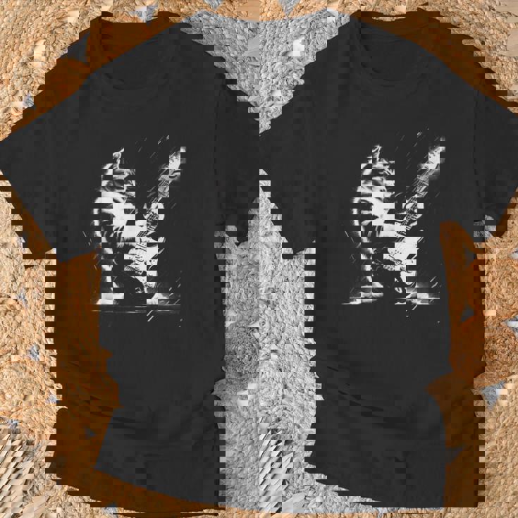 エレキギターで遊ぶ面白いギター猫 Tシャツ 高齢者への贈り物
