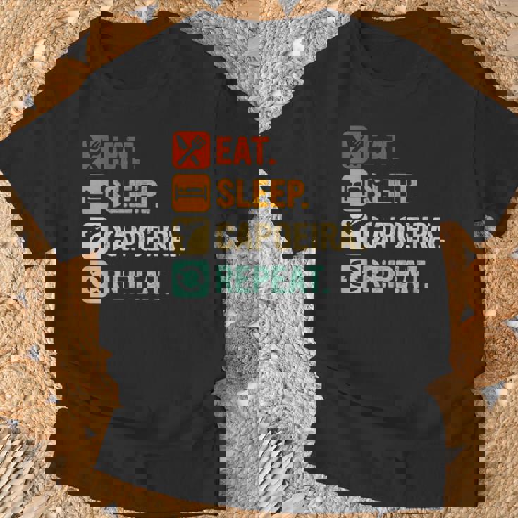 カポエイラ 格闘技 ダンス 武道 Tシャツ 高齢者への贈り物