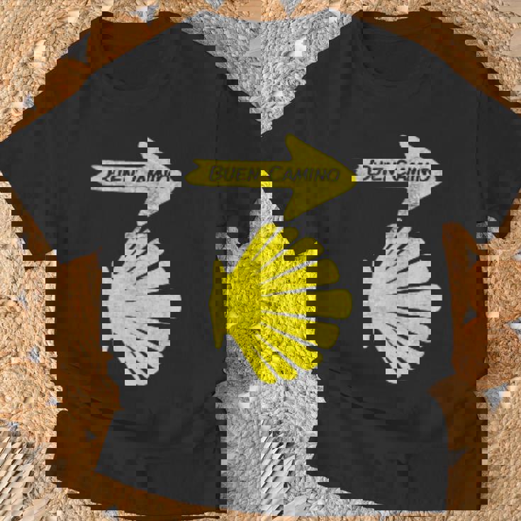 カミーノデサンティアゴの巡礼のシンボル、ブエンカミノシェル Tシャツ 高齢者への贈り物