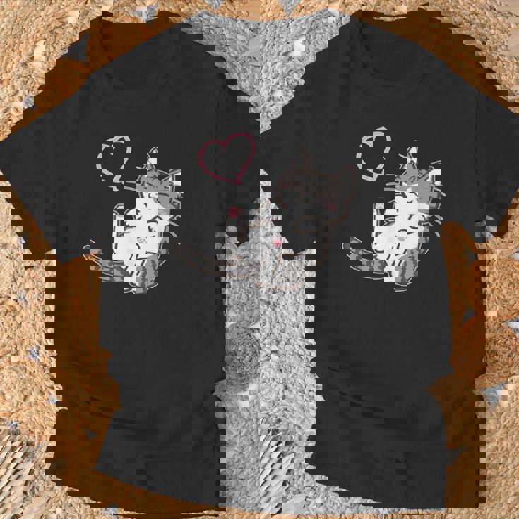 キジ白猫ぐっすり眠る猫ちゃん 猫好き Tシャツ 高齢者への贈り物