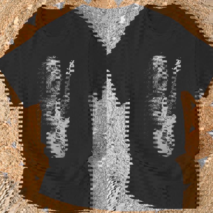 ギターを弾くハバニーズ犬 ロックミュージック 犬好き Tシャツ 高齢者への贈り物