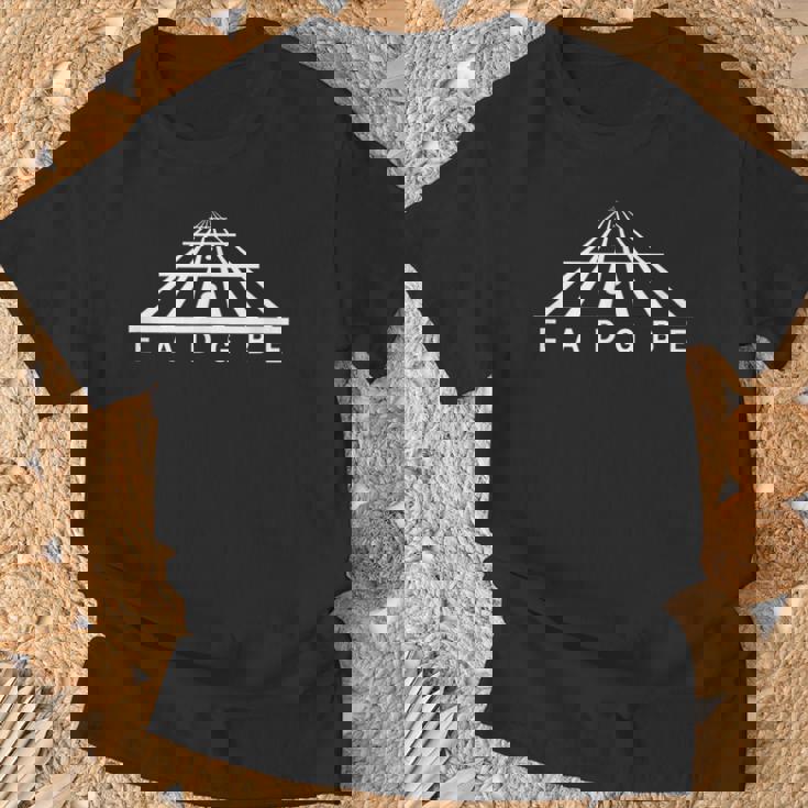 ギターフレットネックストリングスea D G B Eギターコード、音楽プレーヤー、ミュージシャン Tシャツ 高齢者への贈り物