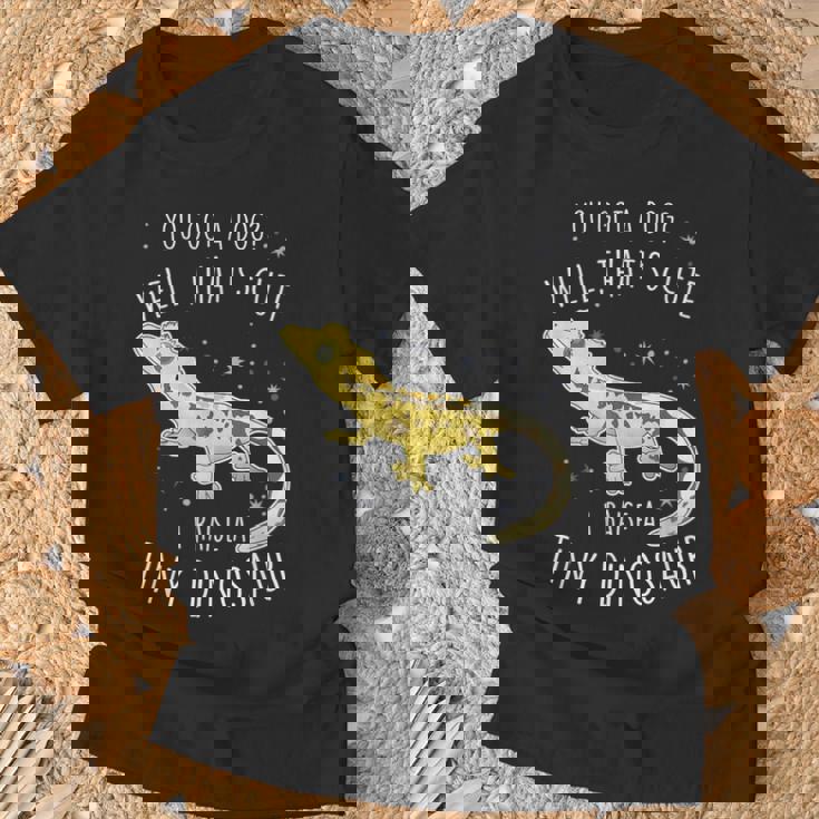 クレステッドゲッコ 小さな恐竜 トカゲ 爬虫類 ペット ハーレクイン Tシャツ 高齢者への贈り物