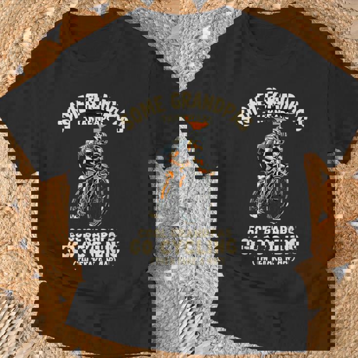 クールなグランパス自転車サイクリング Tシャツ 高齢者への贈り物
