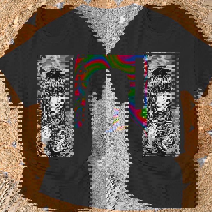 サイケデリック・ラーメン・アニメ・ガール マンガ・インスタント・ヌードル・ガール Tシャツ 高齢者への贈り物