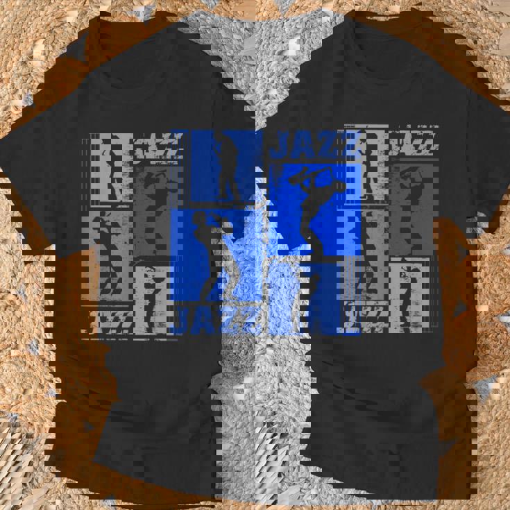 サクソフォーン奏者ジャズミュージシャンブルーミュージック Tシャツ 高齢者への贈り物