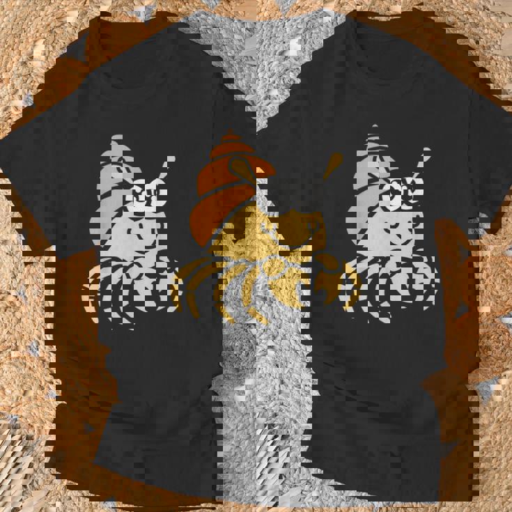 シンプルでかわいいミニマリストの甲殻類のリトル・ハーミット・バーナード Tシャツ 高齢者への贈り物