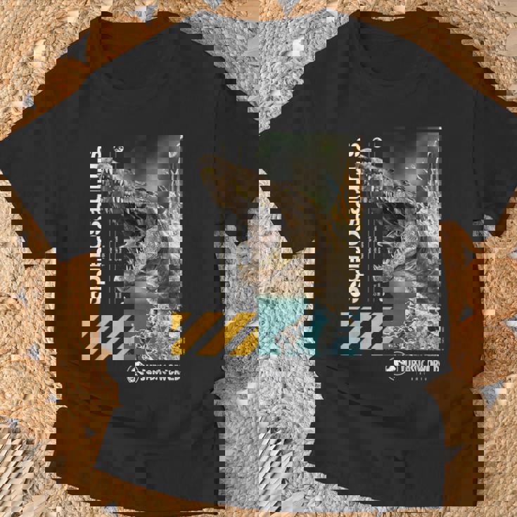 ジュラシックワールド 再生スピノサウルス Tシャツ 高齢者への贈り物