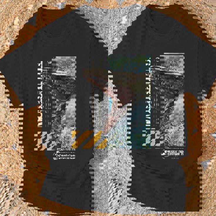 ジュラシック・ワールド再生モササウルス Tシャツ 高齢者への贈り物