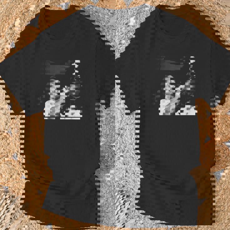 スモーキン・ジョー・フレイジャーのトレーニングでモハメド・アリのボクシングファイトに Tシャツ 高齢者への贈り物