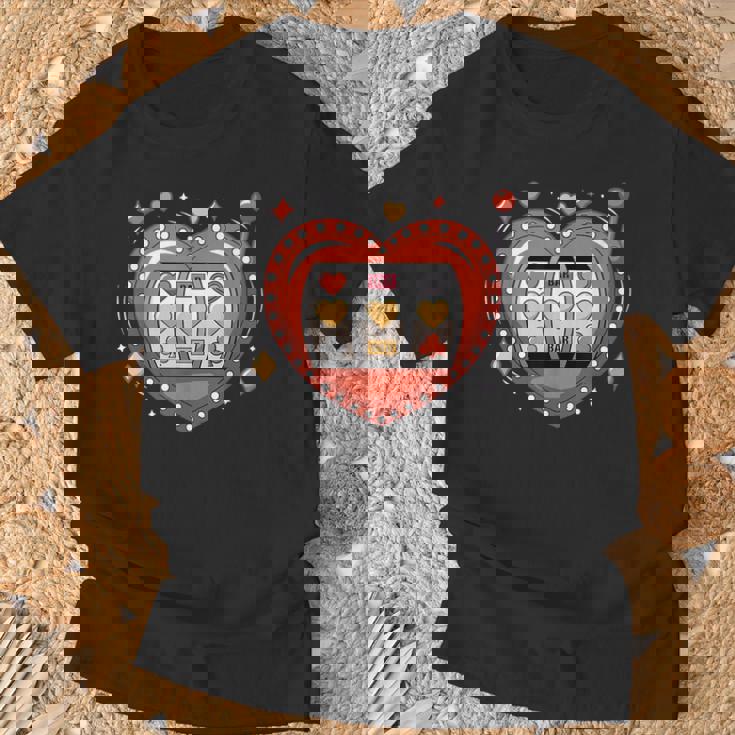 スロットマシンハートジャックポットカジノギャンブル愛好家 Tシャツ 高齢者への贈り物