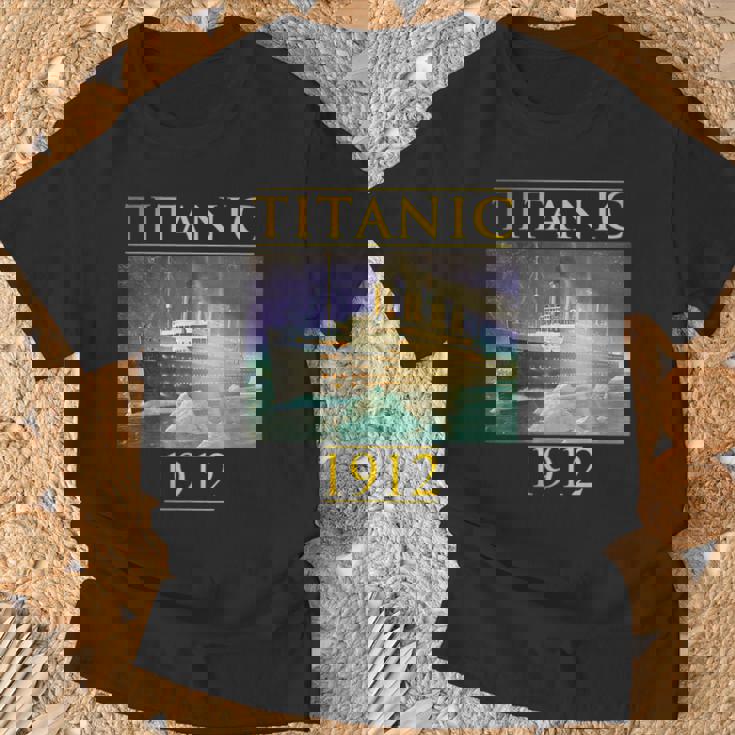 タイタニックtシャツ 帆船 ヴィンテージ クルーズベッセル 1912年 ギフト Tシャツ 高齢者への贈り物