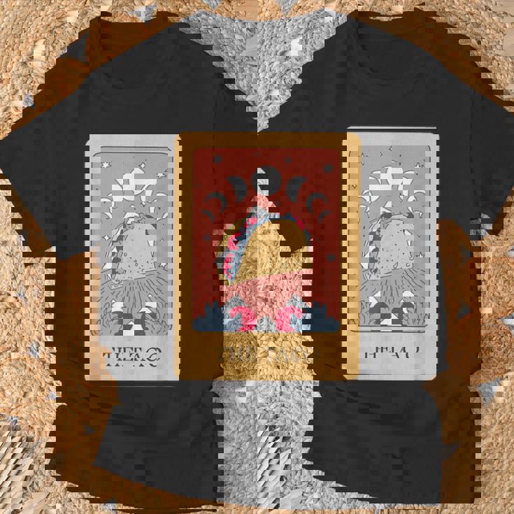 タコスタロット神秘的な星月面白い食通デザイン。 Tシャツ 高齢者への贈り物